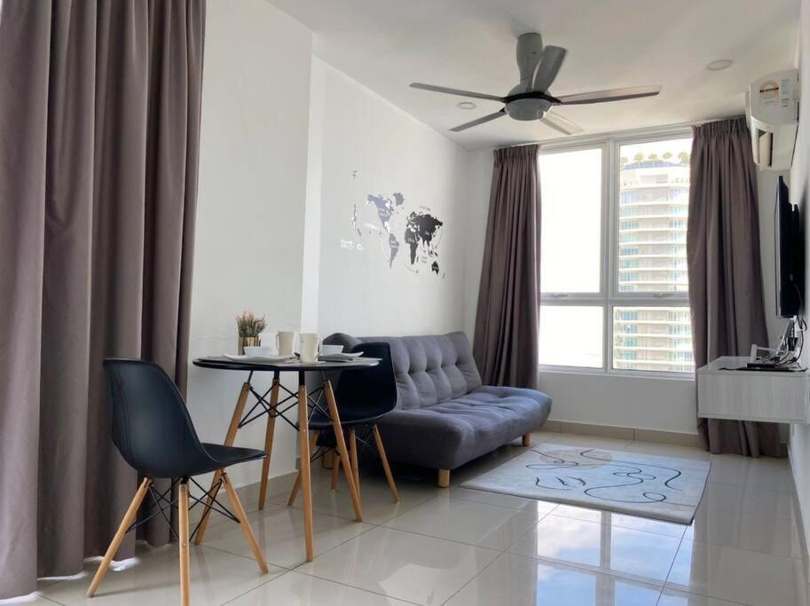 Mansion One Suites @Gurney Drive Seaview Studio Apartment By Sarah'S Lodge George Town Buitenkant foto