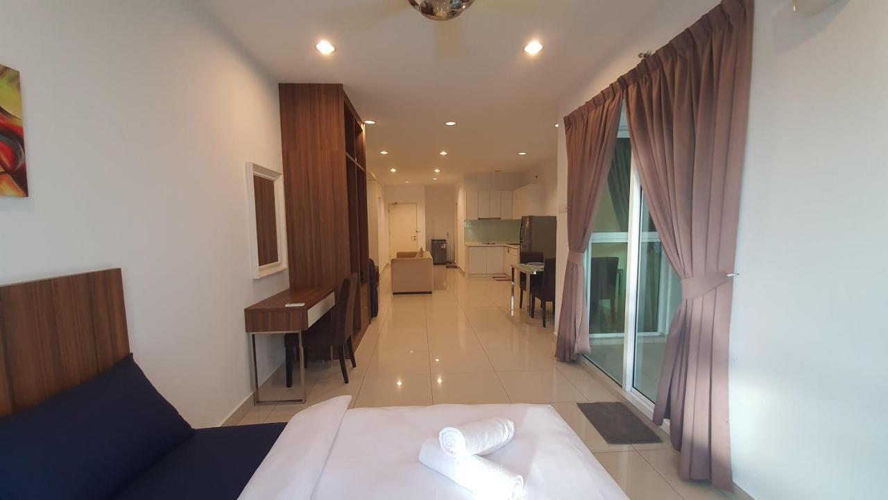 Mansion One Suites @Gurney Drive Seaview Studio Apartment By Sarah'S Lodge George Town Buitenkant foto